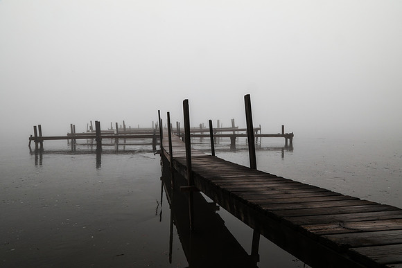 Dock & Mist (color)